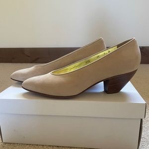 Walter Steiger Vintage Suede pumps Size 7 B